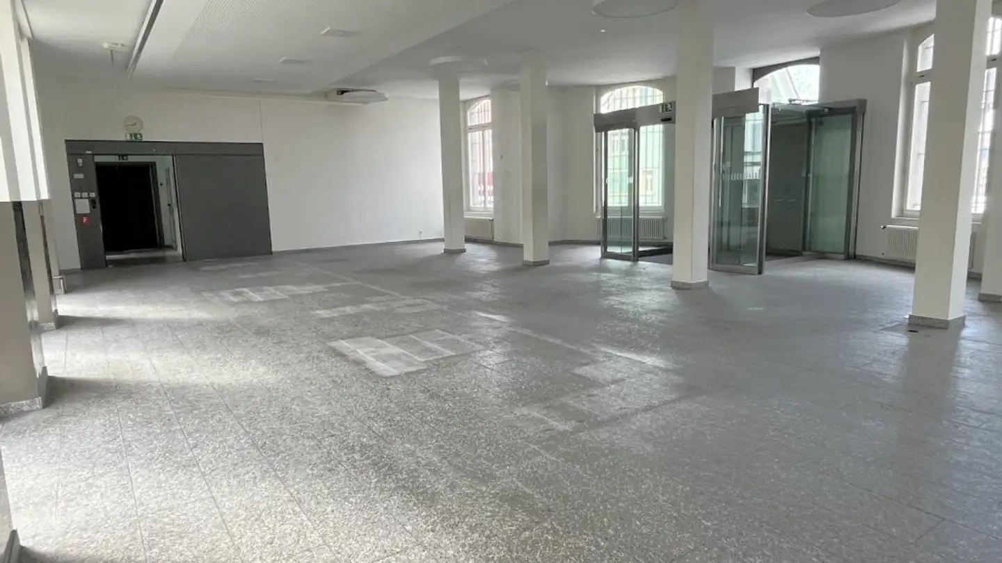 Shop for rent - Bahnhofstrasse 9, 6460 Altdorf UR - Photo 2