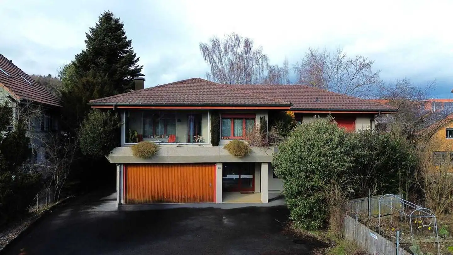 Höhlenhaus kaufen - Scheuermattweg, 3177 Laupen BE