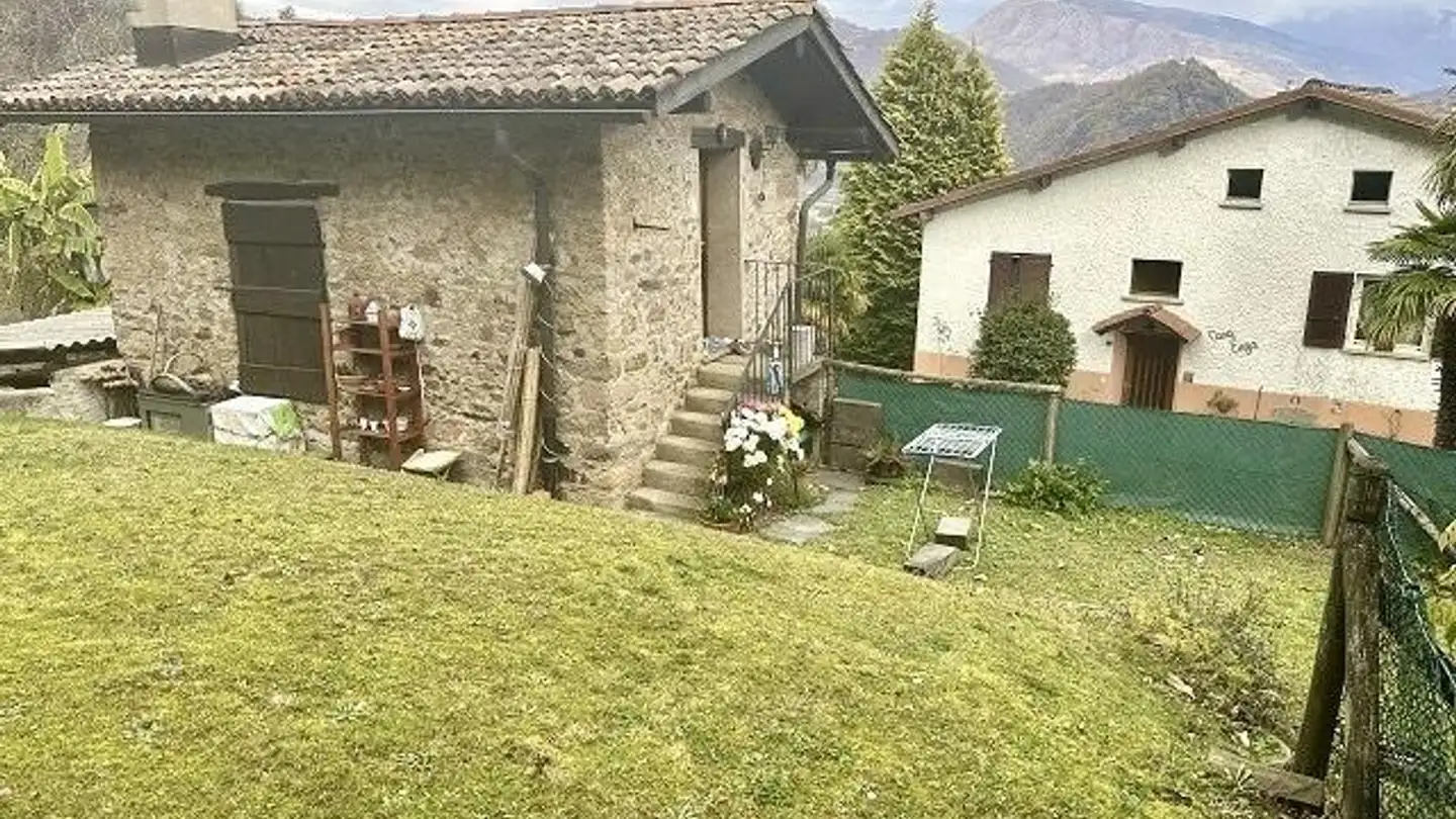 House for sale - 6928 Manno - Photo 3