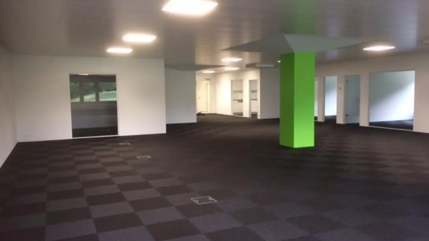 Commercial à louer - Triststrasse 8, 7000 Chur