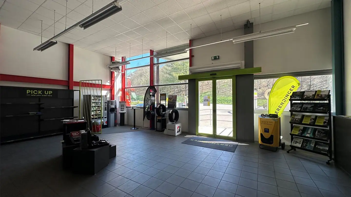 Commercial for rent - Via Cantonale 22, 6917 Barbengo - Photo 4