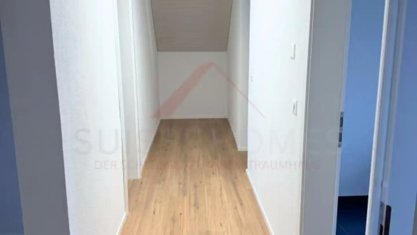 Attic flat for rent - 2545 Selzach - Photo 3