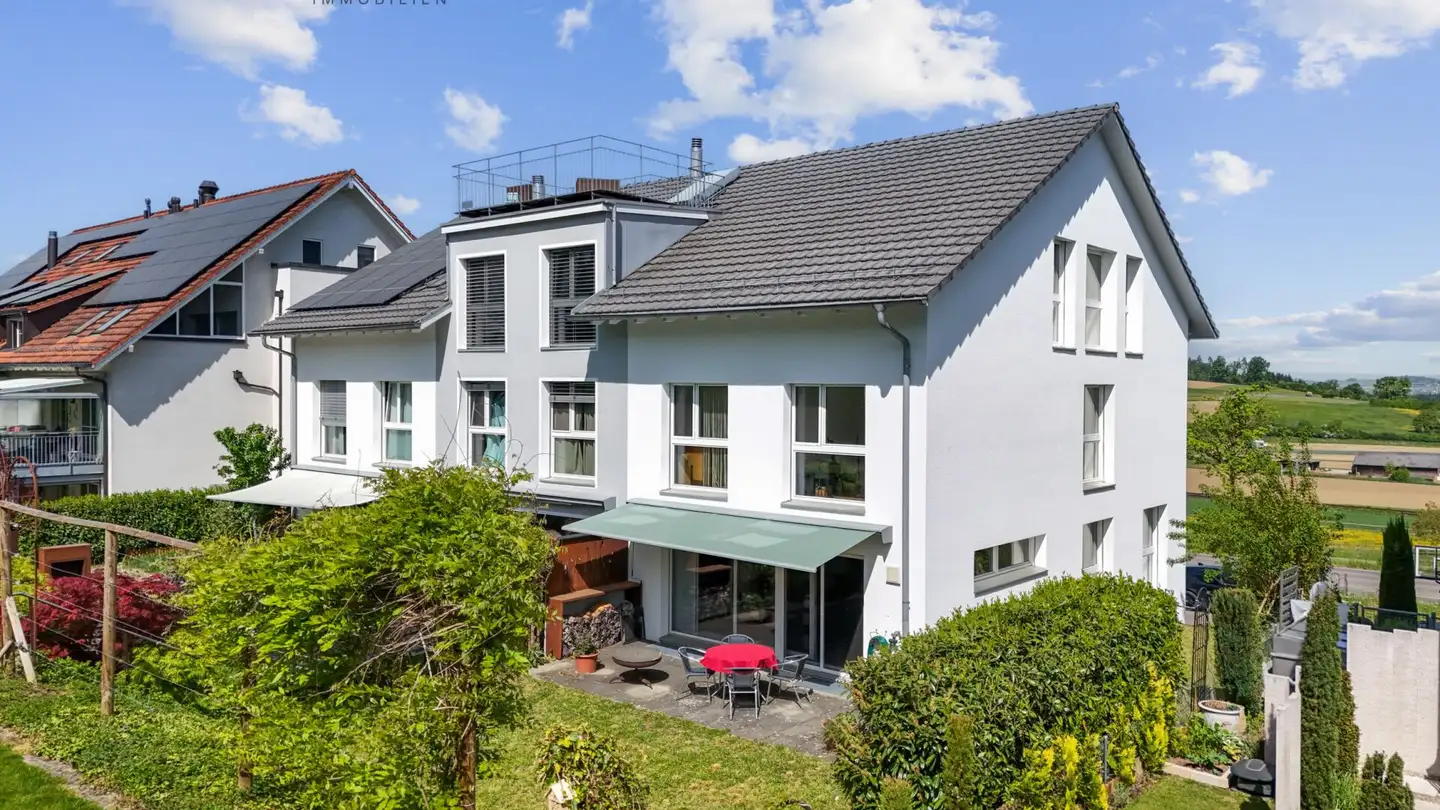 Single house for sale - Hauptstrasse 32, 8543 Gundetswil