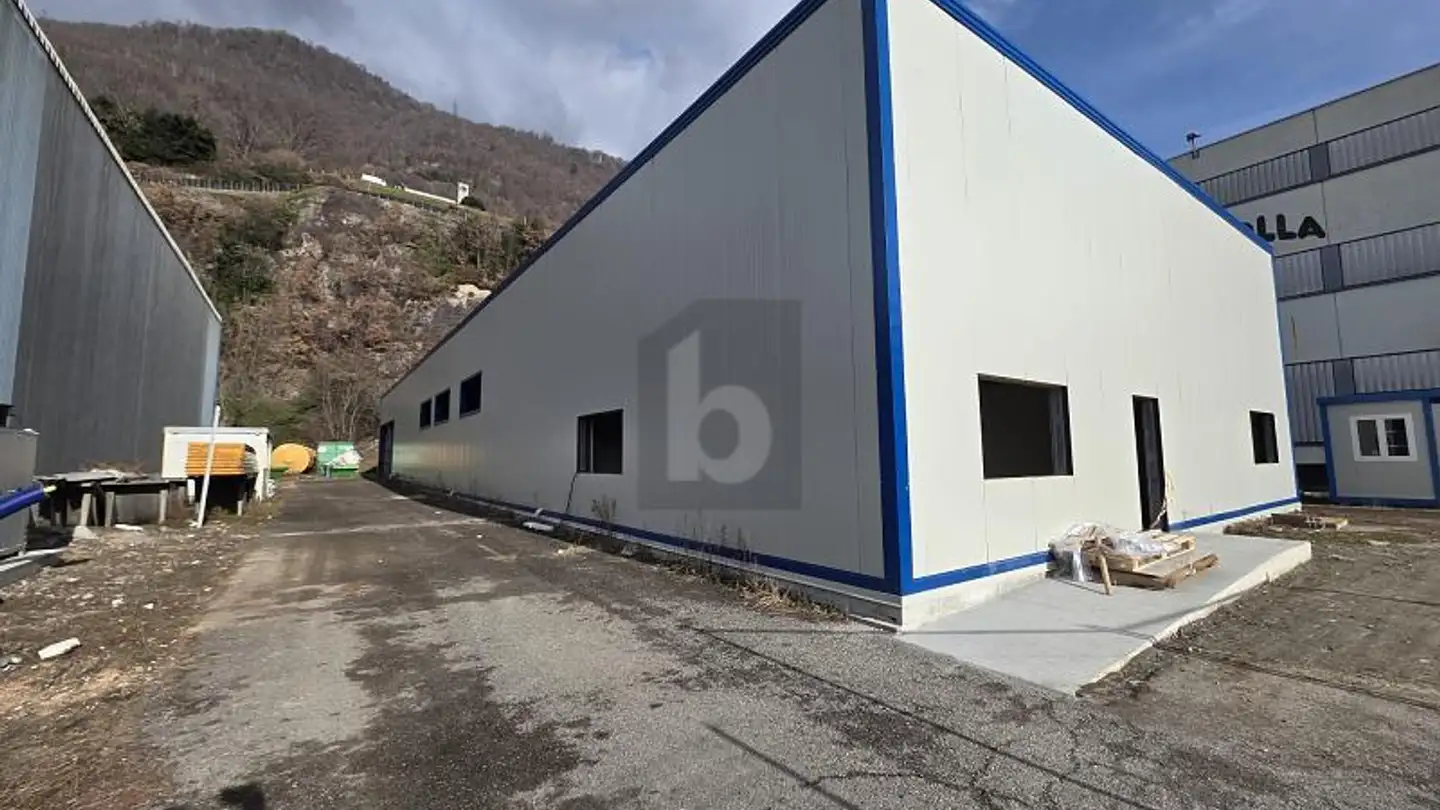 Office space for rent - 6595 Riazzino