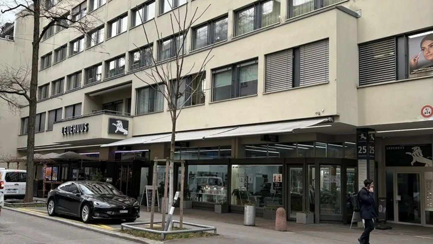 Parcheggio sotterraneo in affitto - Löwenstrasse 25, 8001 Zürich