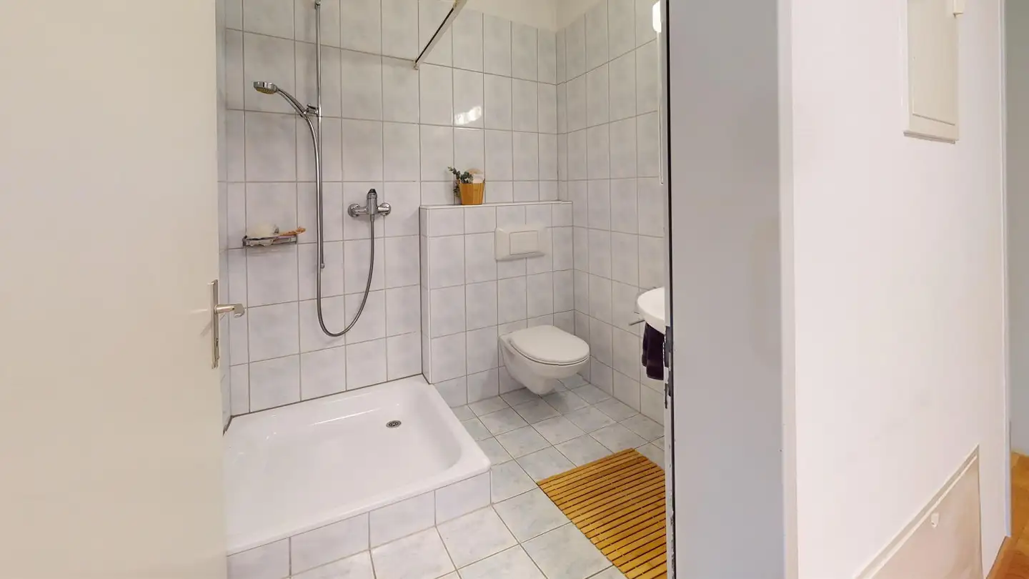 Apartment for rent - Imstlerwäg 12, 8197 Rafz - Photo 2