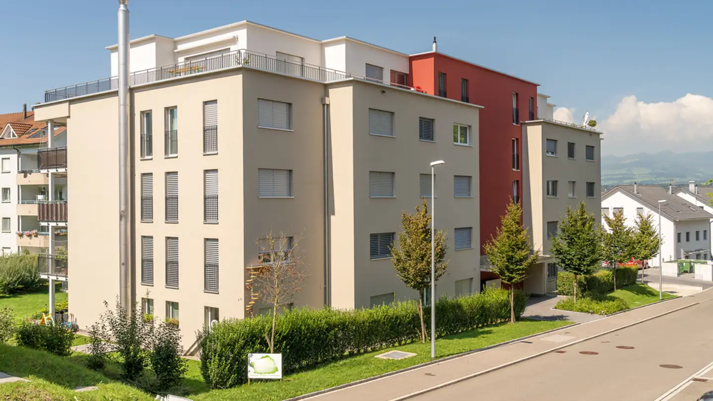 Underground parking space for rent - Schufelistrasse 7, 8863 Buttikon SZ