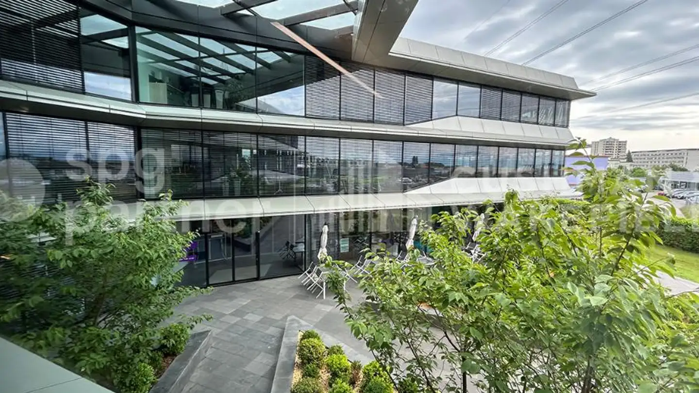 Office space for rent - Route De Crassier 1b, 1299 Crans-près-Céligny - Photo 4