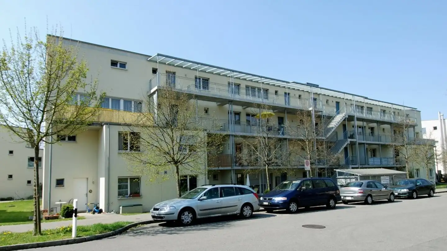 Dachgeschosswohnung mieten - Mattweg 153, 4144 Arlesheim