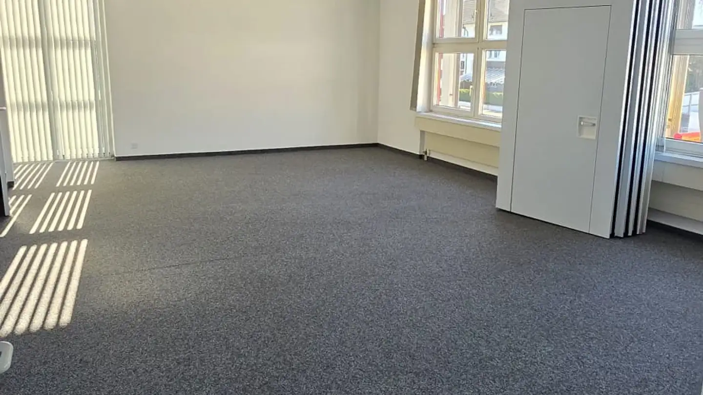 Bureau à louer - Neue Winterthurerstrasse 17, 8305 Dietlikon - Photo 2