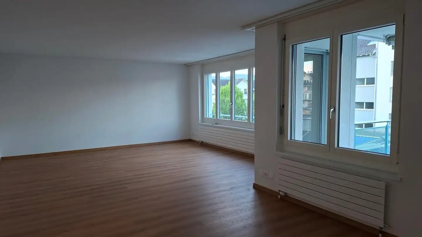 Commercial for rent - Unterdorfstrasse 9a, 6033 Buchrain - Photo 2