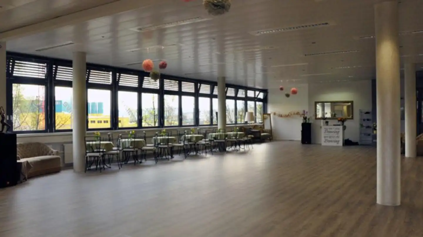 Commercial à louer - Wehntalerstrasse 6, 8154 Oberglatt ZH - Photo 3