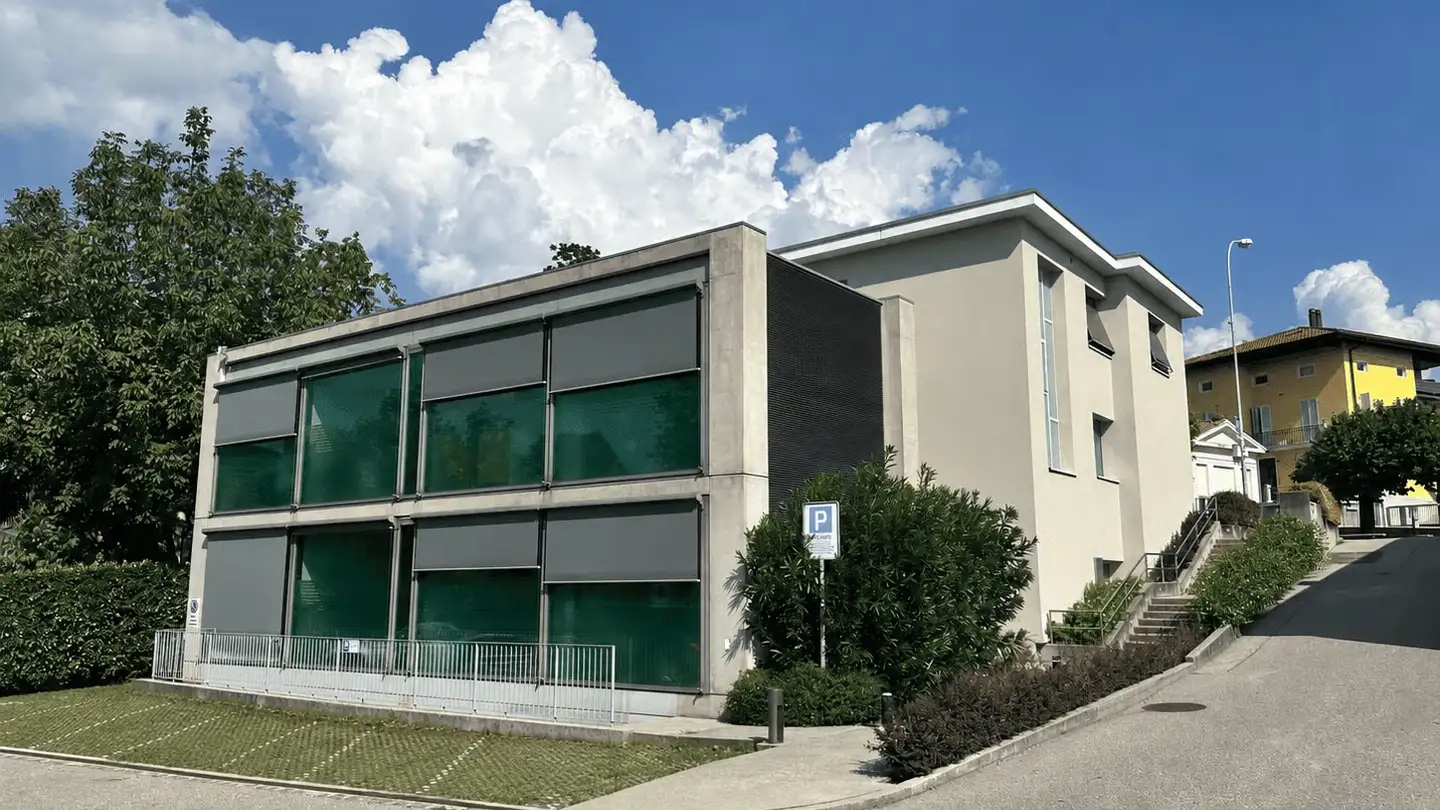 Edificio residenziale in vendita - 6877 Coldrerio