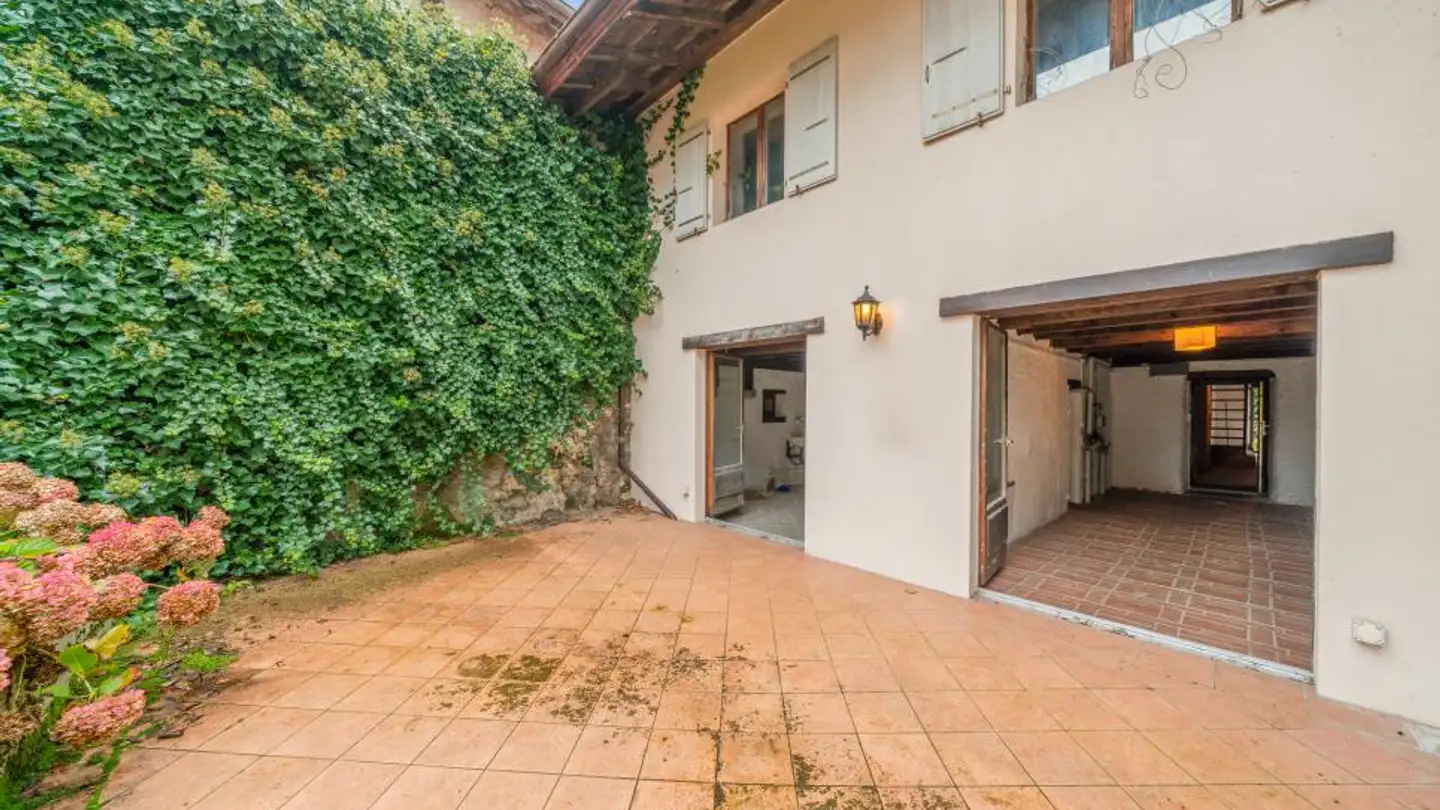 Single house for sale - 1144 Ballens