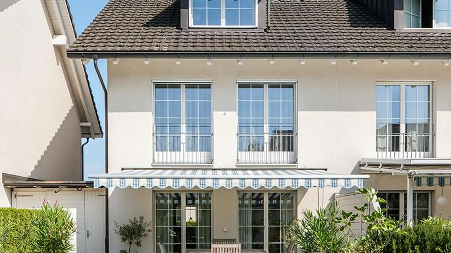 Einfamilienhaus kaufen - 6312 Steinhausen