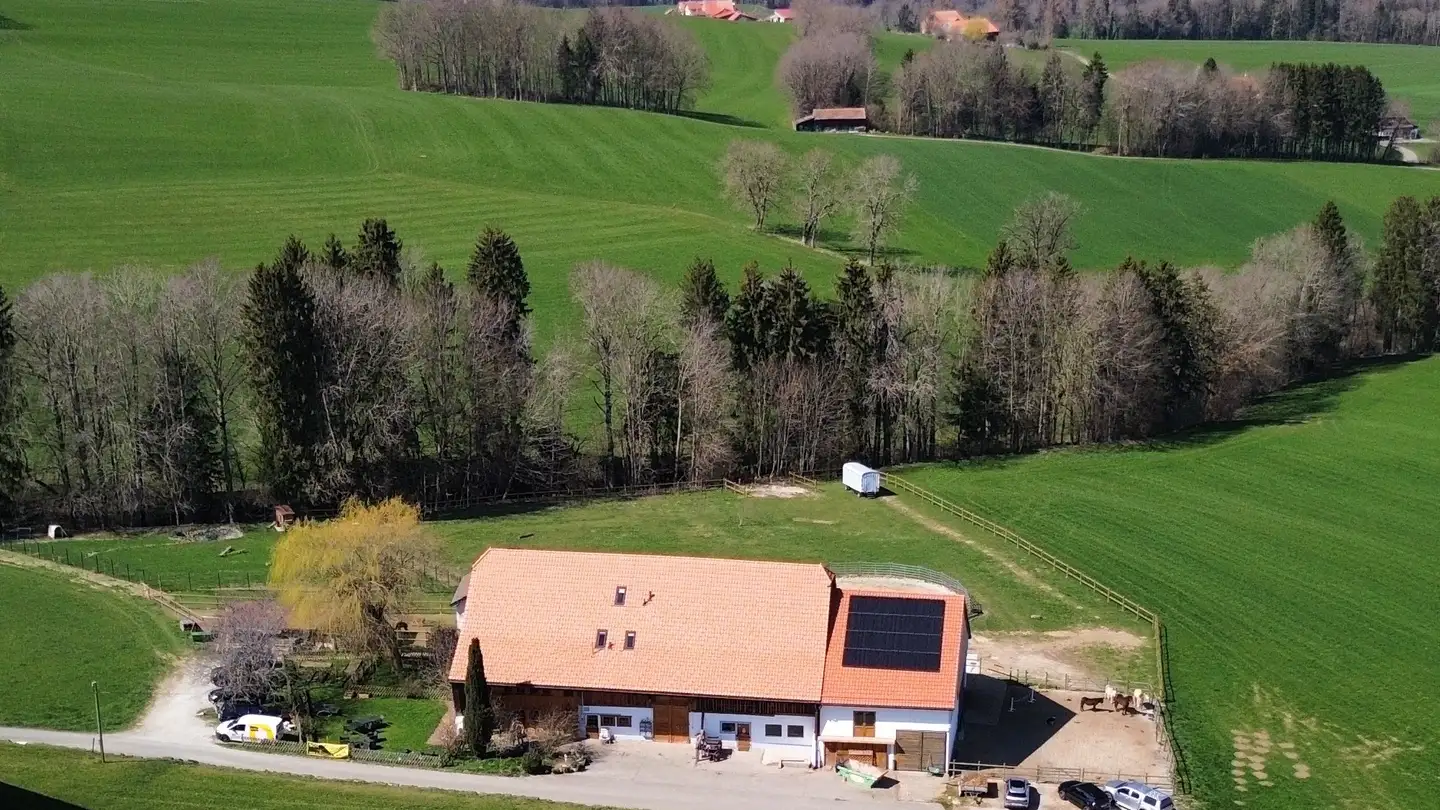 Farm for sale - 1697 La Joux FR