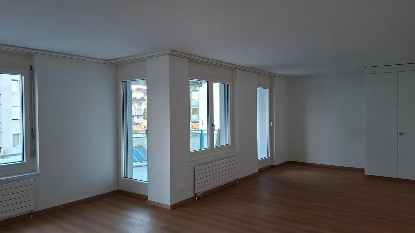 Commercial for rent - Unterdorfstrasse 9a, 6033 Buchrain - Photo 2