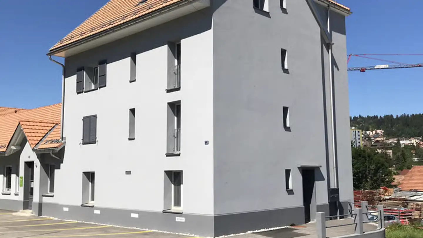 Single garage for rent - Rue Fritz-Courvoisier 53, 2300 La Chaux-de-Fonds