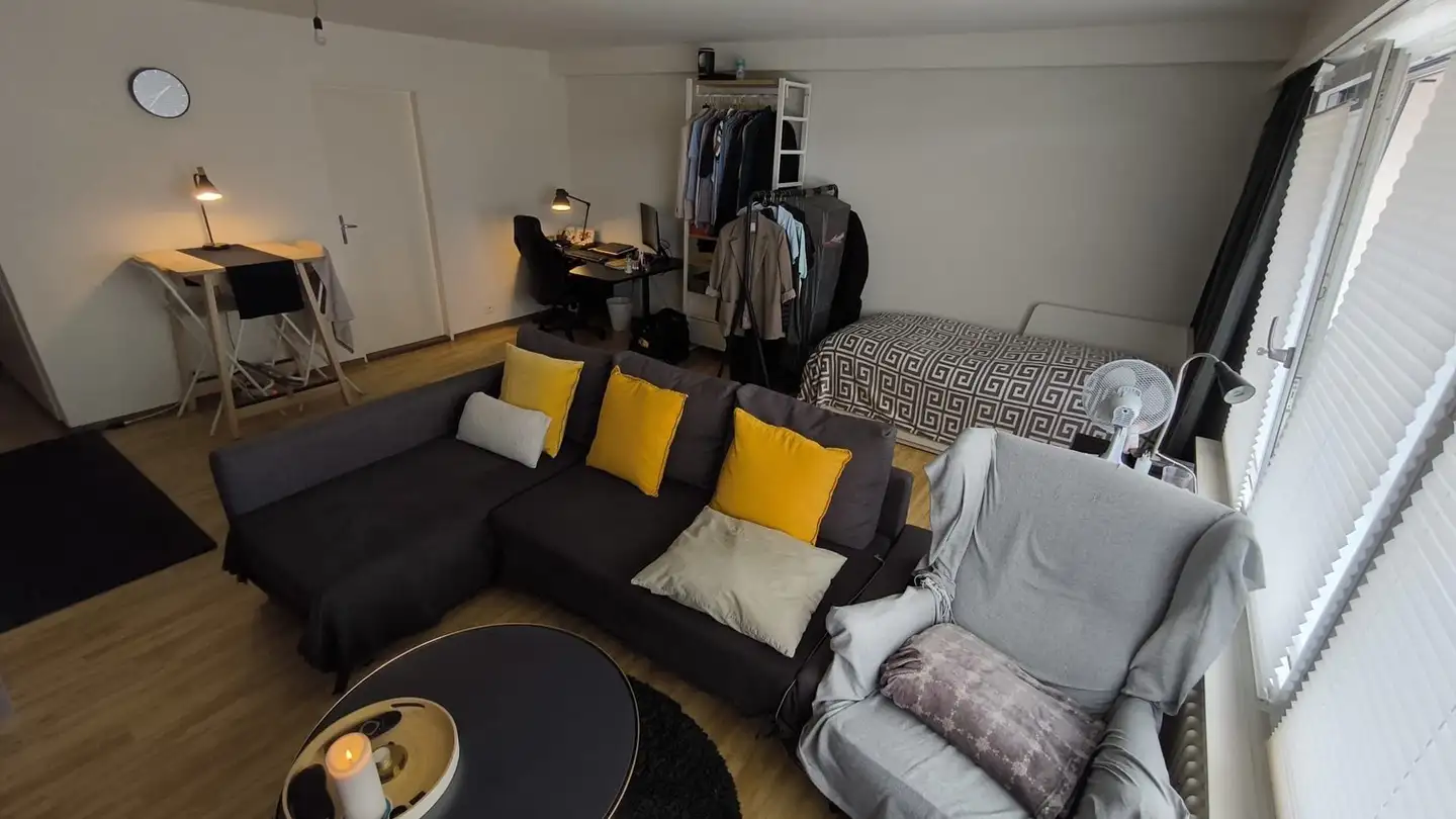 Appartement à louer - Witikonstrasse 12, 8118 Pfaffhausen