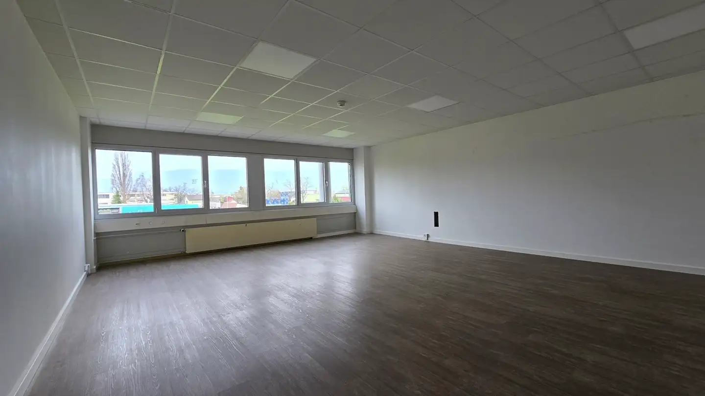 Spazio ufficio in affitto - Avenue Des Sports 42, 1400 Yverdon-les-Bains - Foto 2