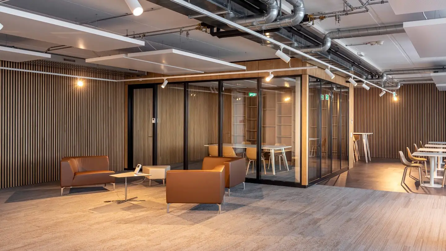 Bürofläche mieten - Platz 4, 6039 Root D4