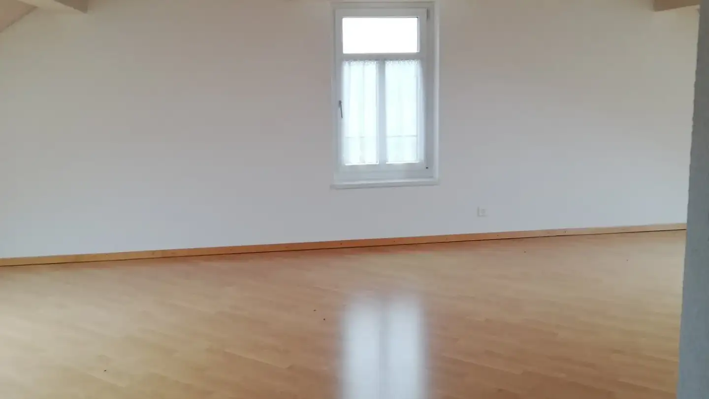 Attique à louer - Bettwilerstrasse 2, 6288 Schongau - Photo 2