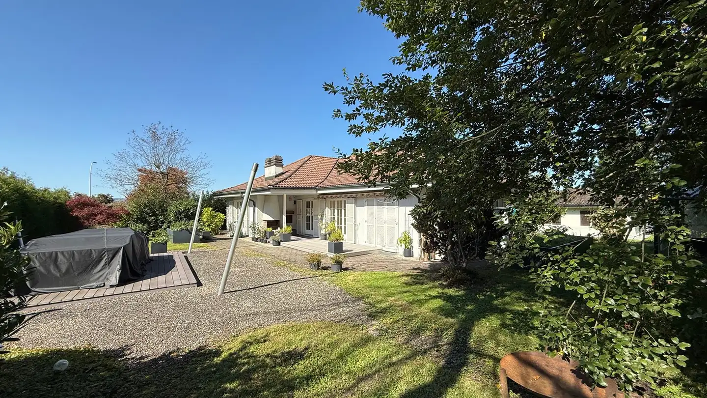 Constructible plot for sale - 6033 Buchrain