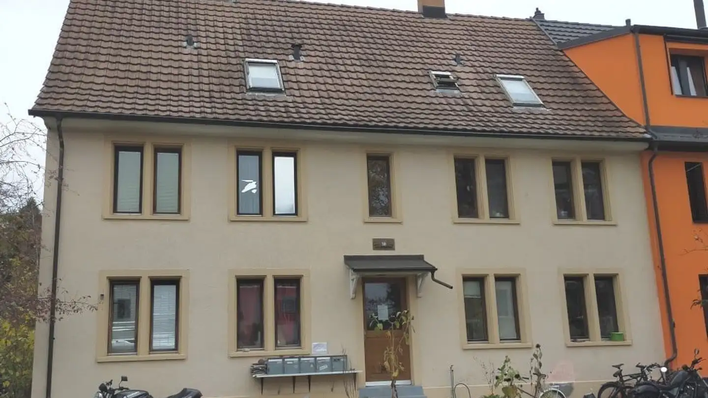 Attic flat for rent - Wartenbergstrasse 10, 4127 Birsfelden