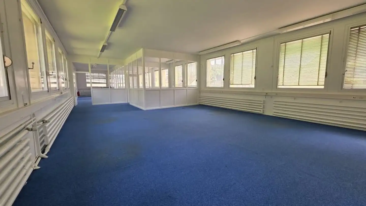 Commerciale in affitto - Rue des Billodes 26, 2400 Le Locle