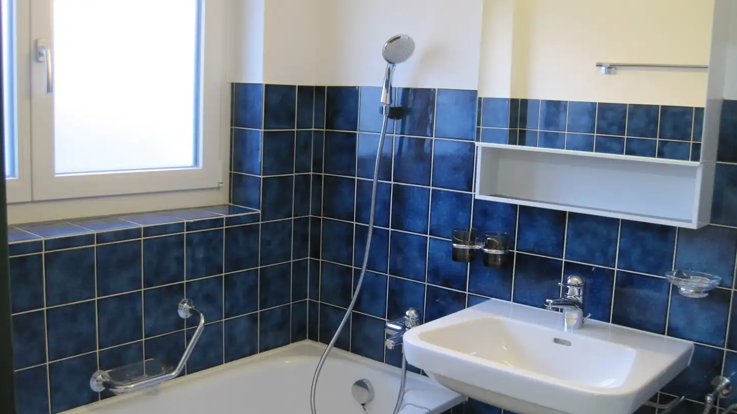 Apartment for rent - Vialstrasse 1, 7205 Zizers - Photo 2