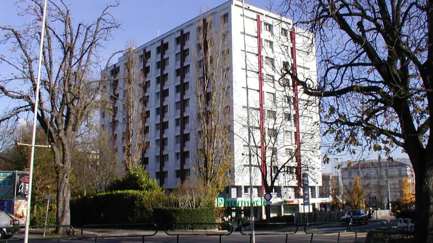 Commercial à louer - Route De Chancy 28, 1213 Petit-Lancy