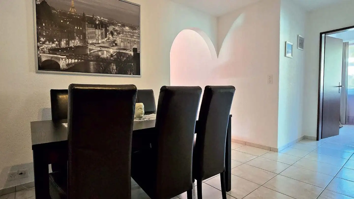 Wohnung mieten - Wihaldenstrasse, 8340 Hinwil - Foto 2