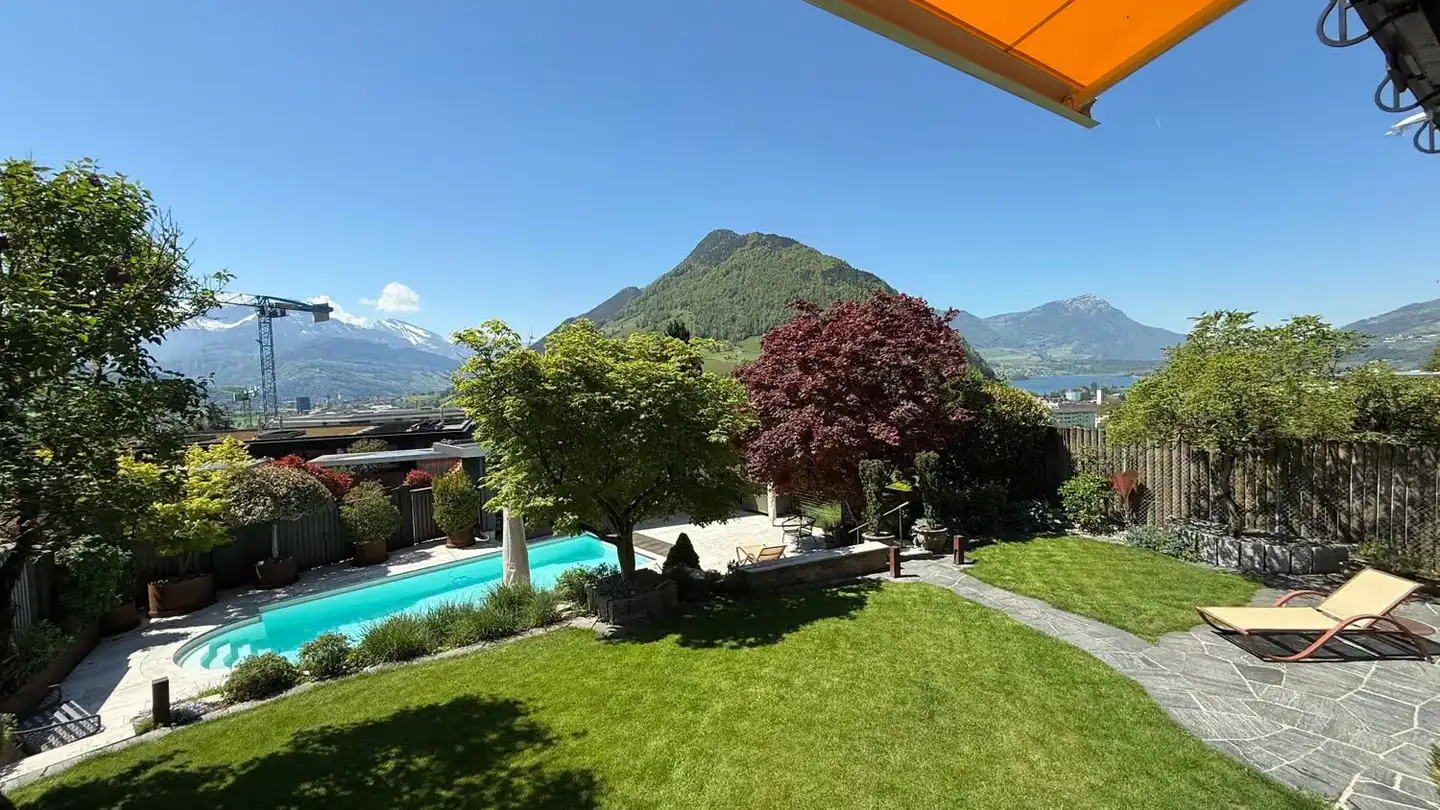 Residential building for sale - 6430 Schwyz