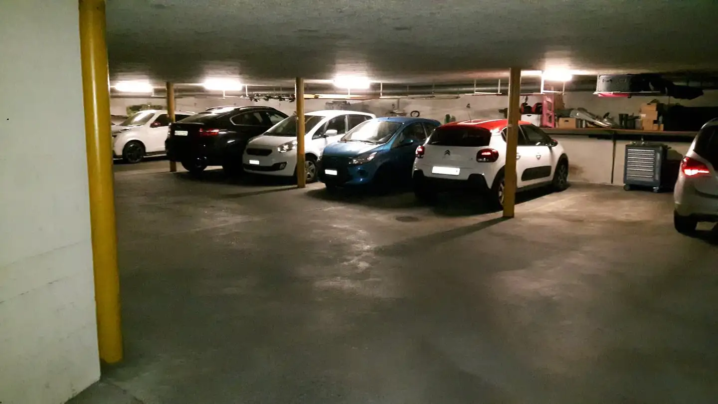 Tiefgaragenstellplatz mieten - Lindenweg 2, 3604 Thun - Foto 3