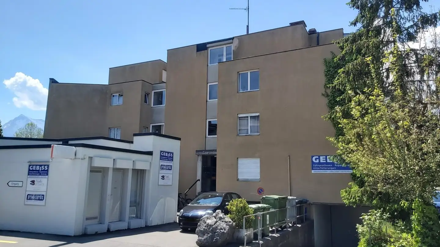 Tiefgaragenstellplatz mieten - Lindenweg 2, 3604 Thun