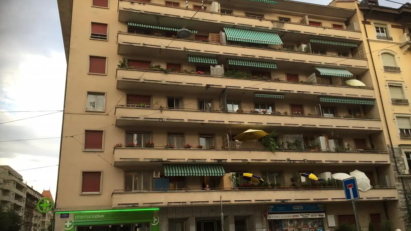 Appartamento in affitto - Avenue De-Warens 8, 1203 Genève