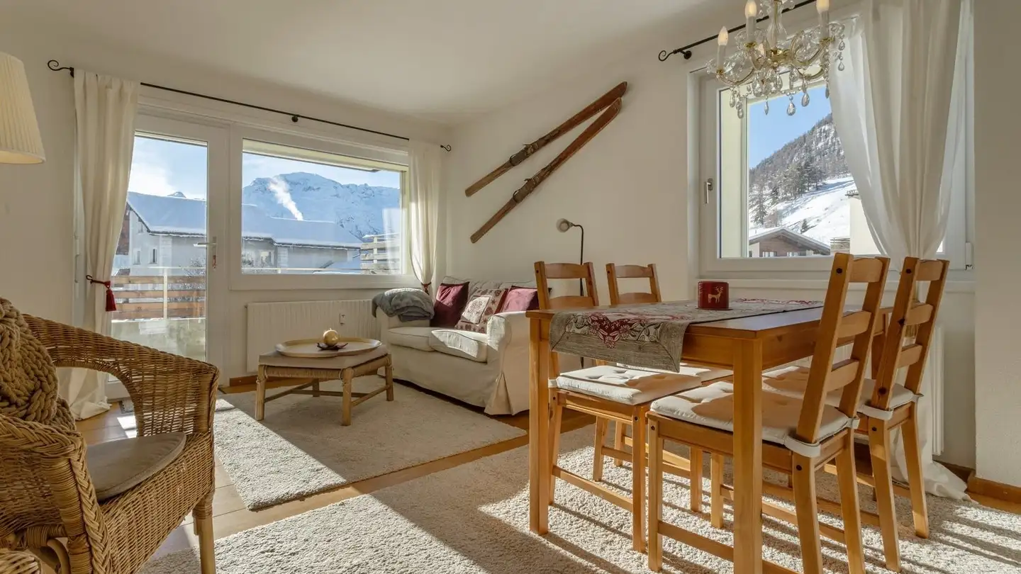 Appartamento in affitto - Via Veglia 30, 7503 Samedan