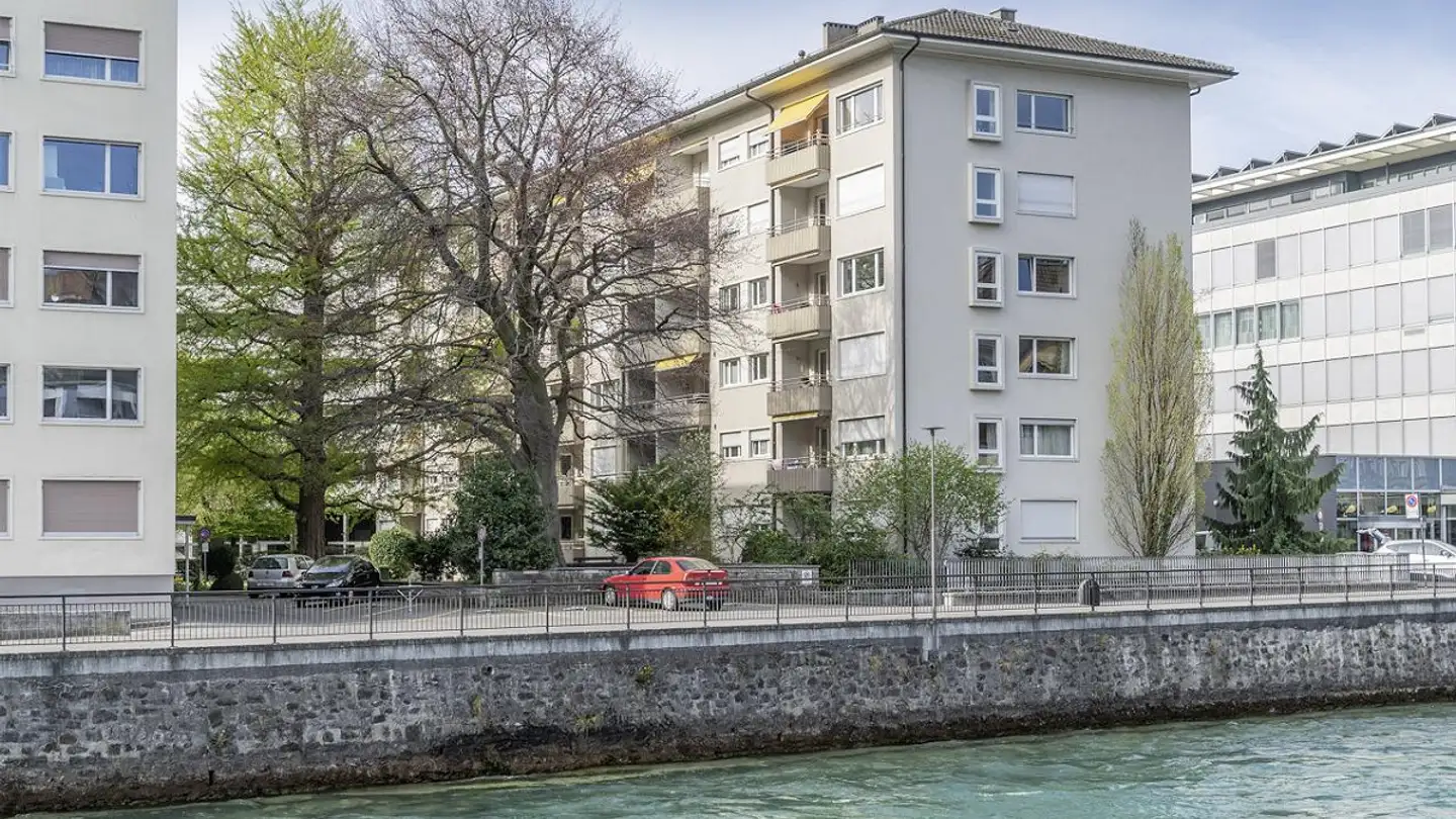 Tiefgaragenstellplatz mieten - Scherzligweg 2, 3600 Thun