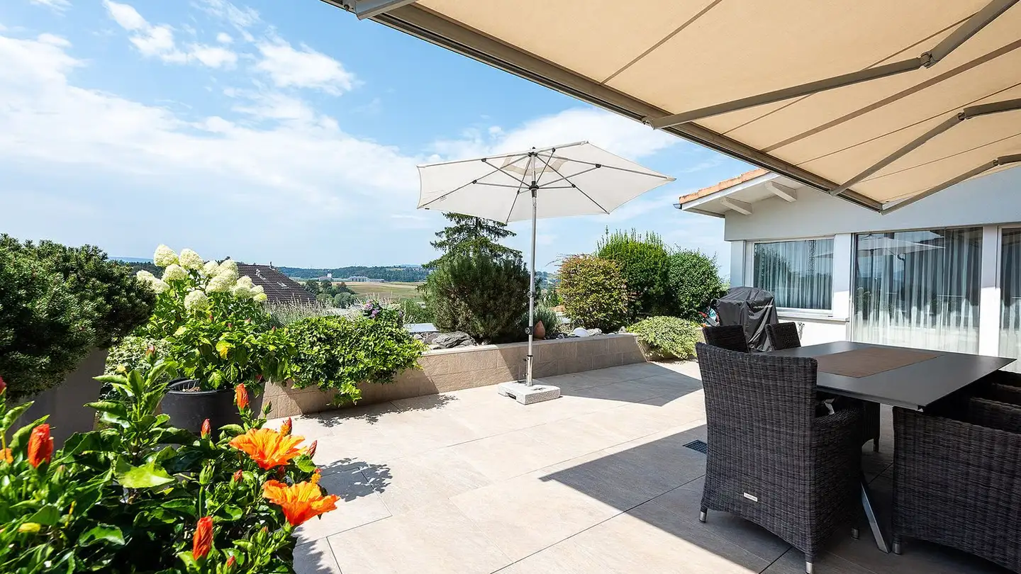 Stepped apartment for sale - 6037 Root