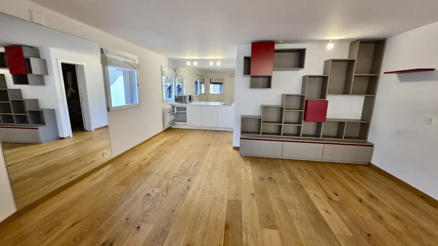 Apartment for rent - Rue Du Commerce 3, 1870 Monthey - Photo 2