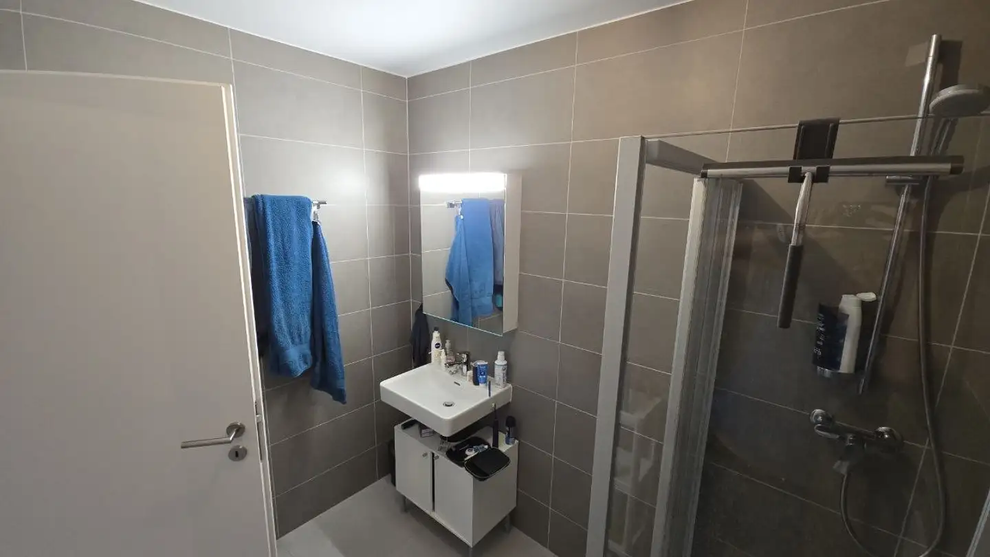 Appartamento ammobiliato in affitto - 1020 Renens VD - Photo 4