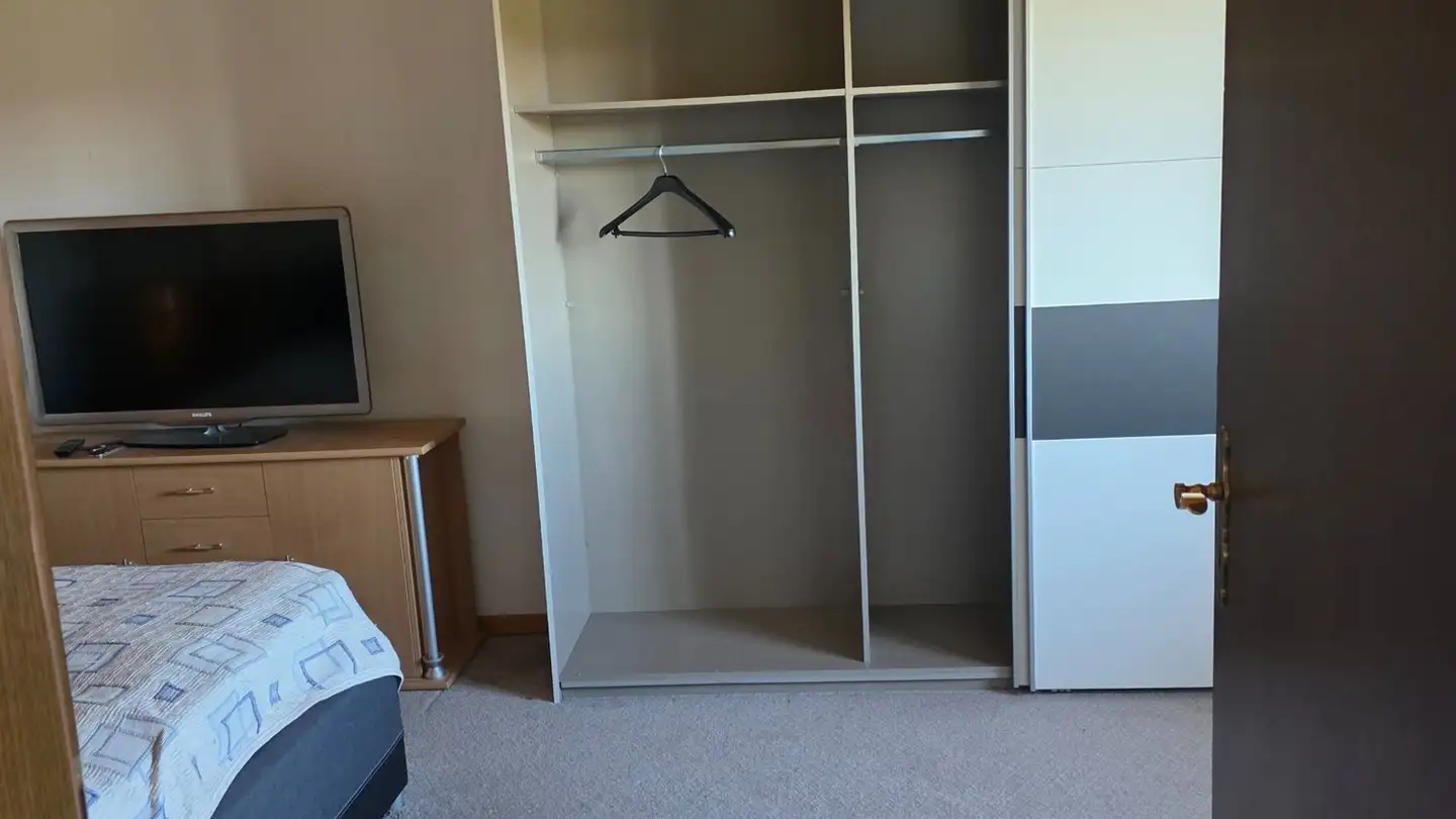 Single room for rent - 1350 Orbe