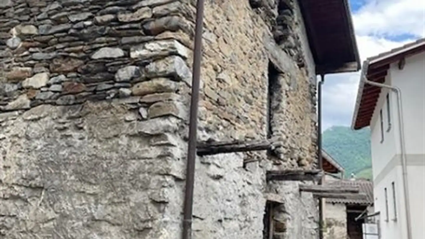 Apartment for sale - 6810 Isone