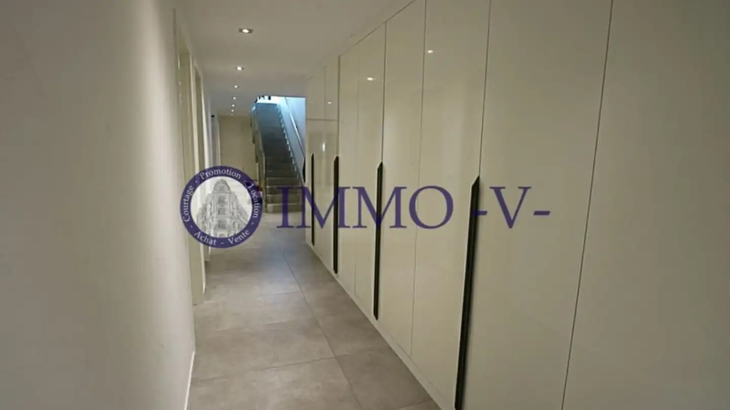 Casa singola in vendita - 1817 Brent - Photo 2