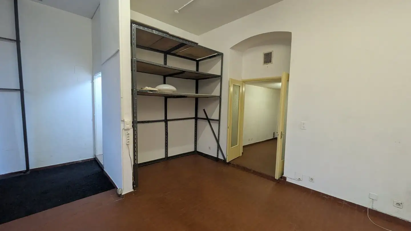 Commercial for rent - Lungo Tresa 30, 6988 Ponte Tresa - Photo 2