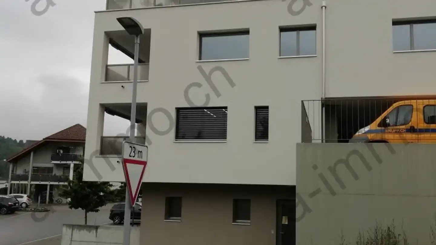 Tiefgaragenstellplatz kaufen - 6146 Grossdietwil - Foto 3