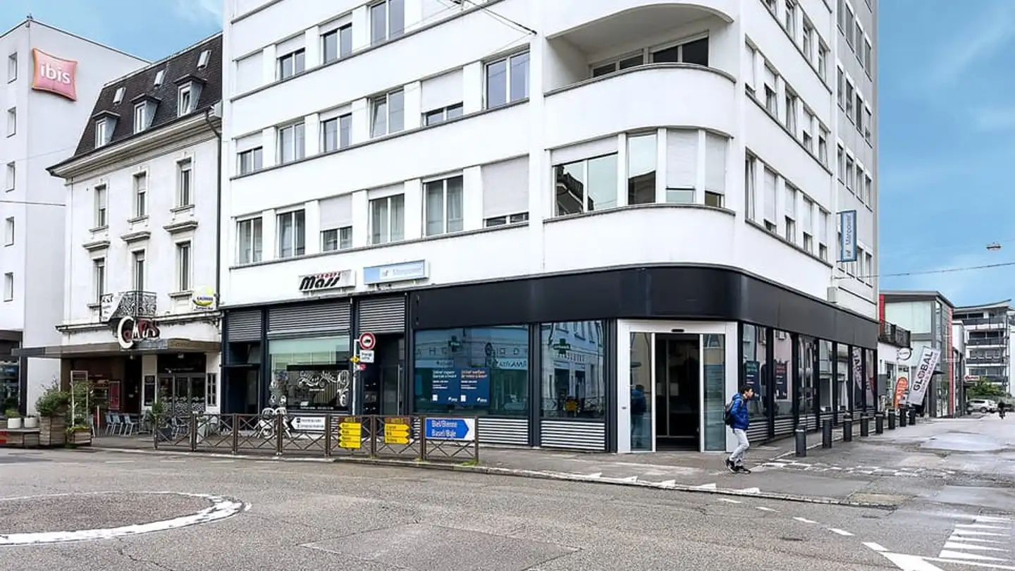 Commercial for rent - Avenue De La Gare 41, 2800 Delémont