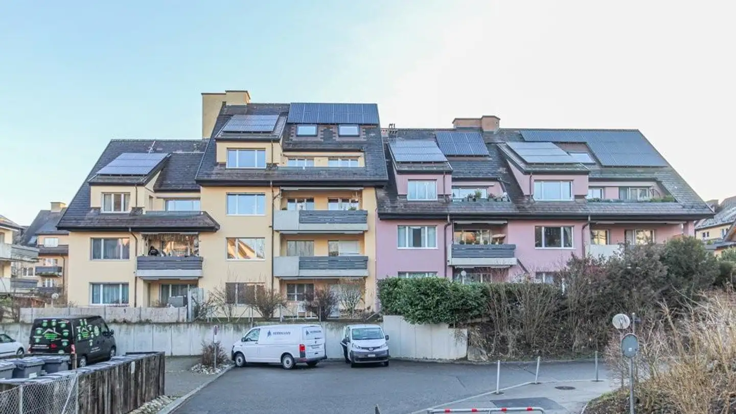 Place de parking souterraine à louer - Schwandenholzstrasse 242, 8046 Zürich