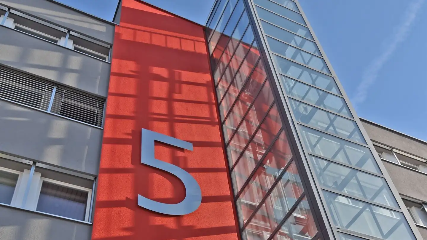 Spazio ufficio in affitto - Hölzliwisenstrasse 5, 8604 Volketswil