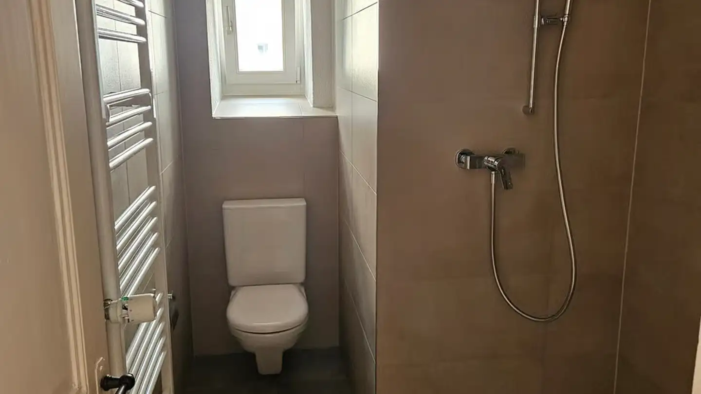 Gewerbe mieten - Rue Des Prés / Mattenstrasse 23, 2503 Biel/Bienne - Foto 4